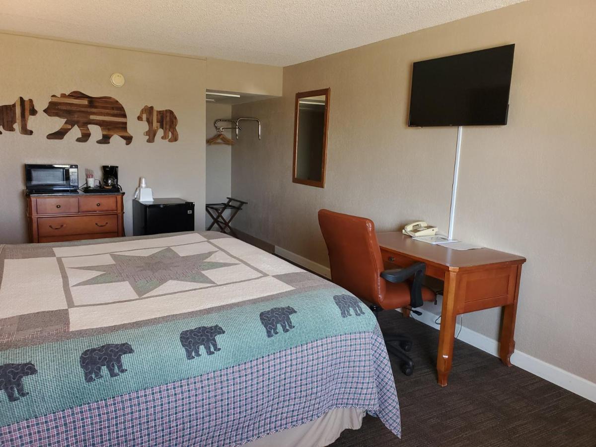 Kansas Country Inn Oakley Εξωτερικό φωτογραφία