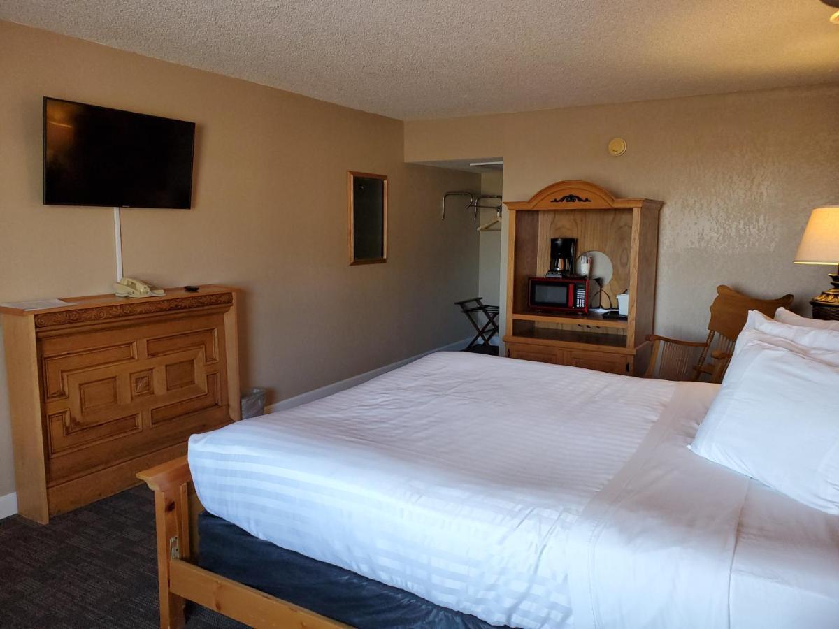 Kansas Country Inn Oakley Εξωτερικό φωτογραφία