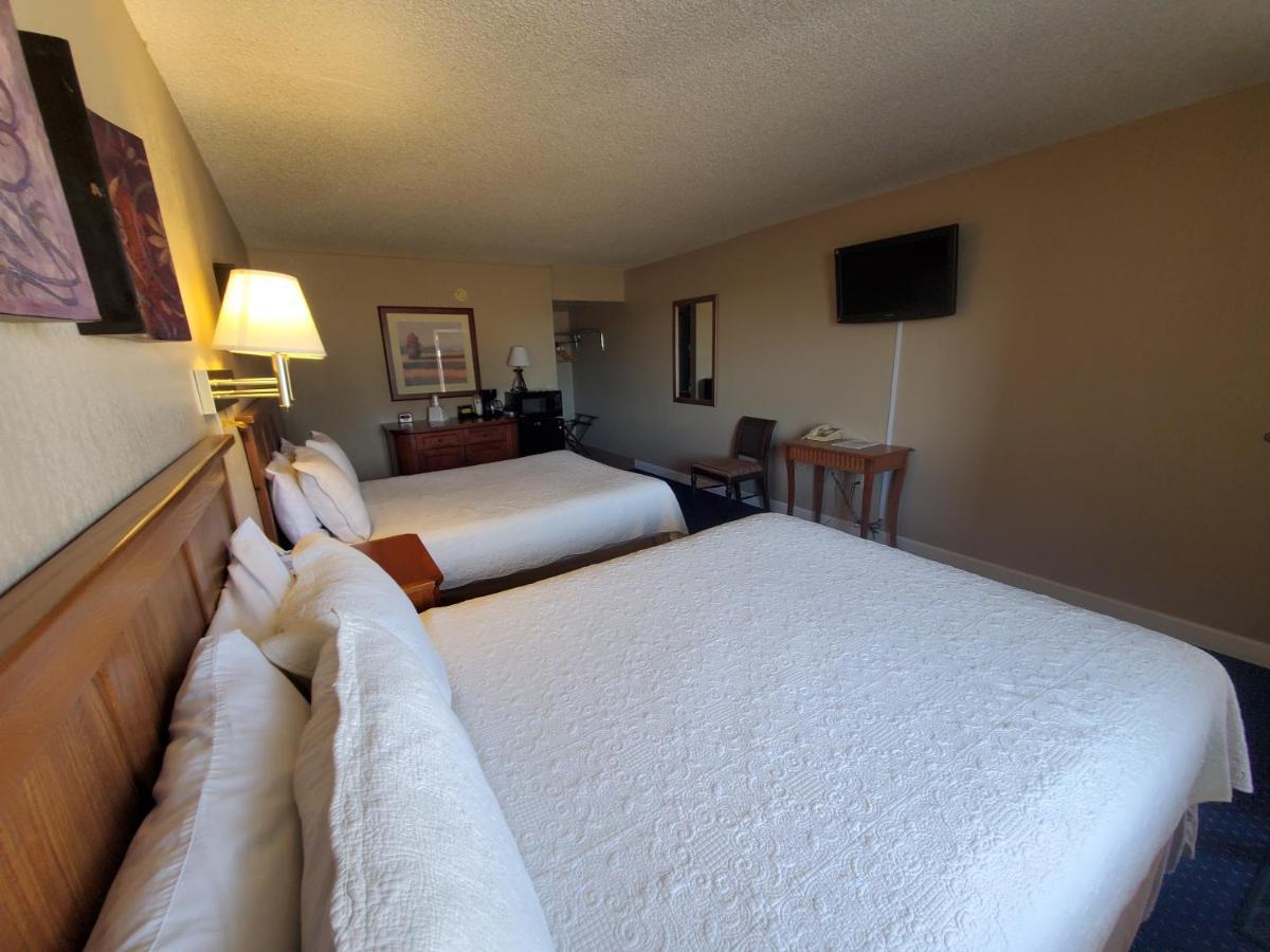 Kansas Country Inn Oakley Εξωτερικό φωτογραφία