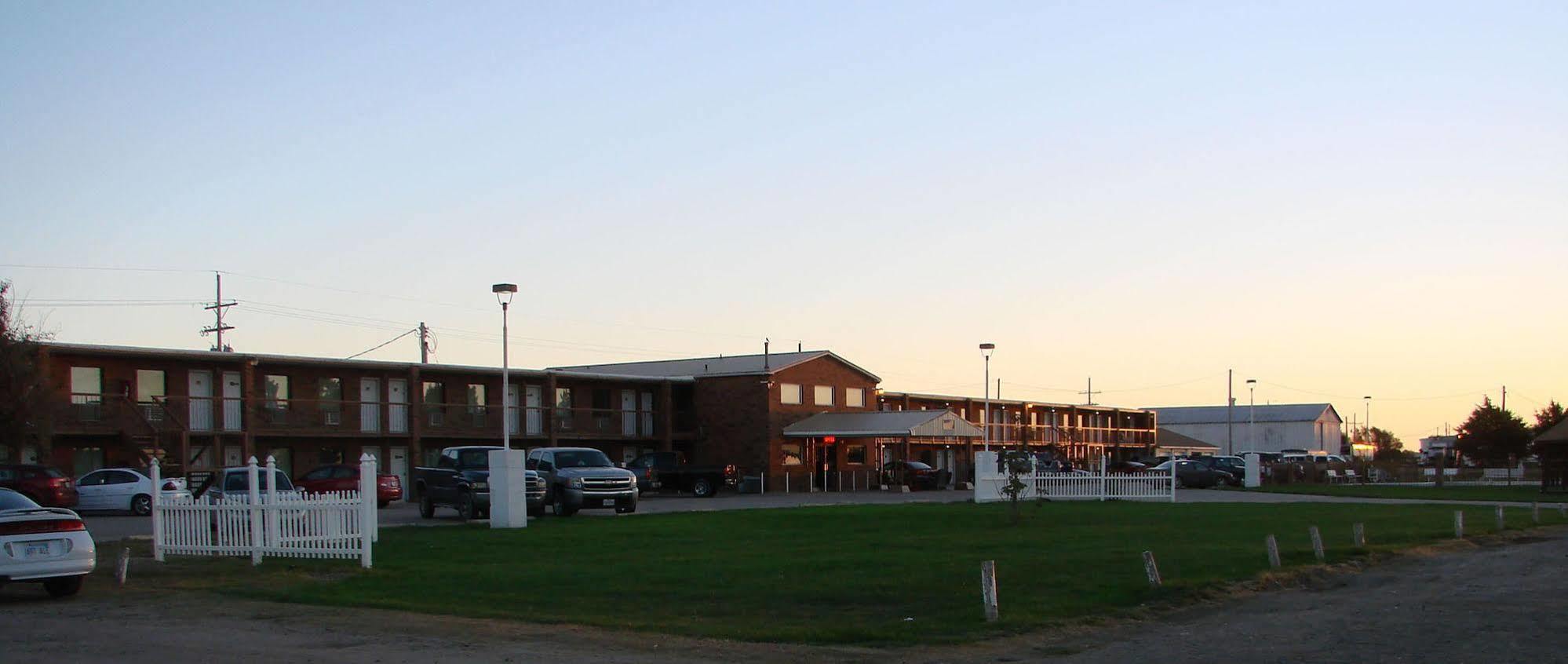 Kansas Country Inn Oakley Εξωτερικό φωτογραφία
