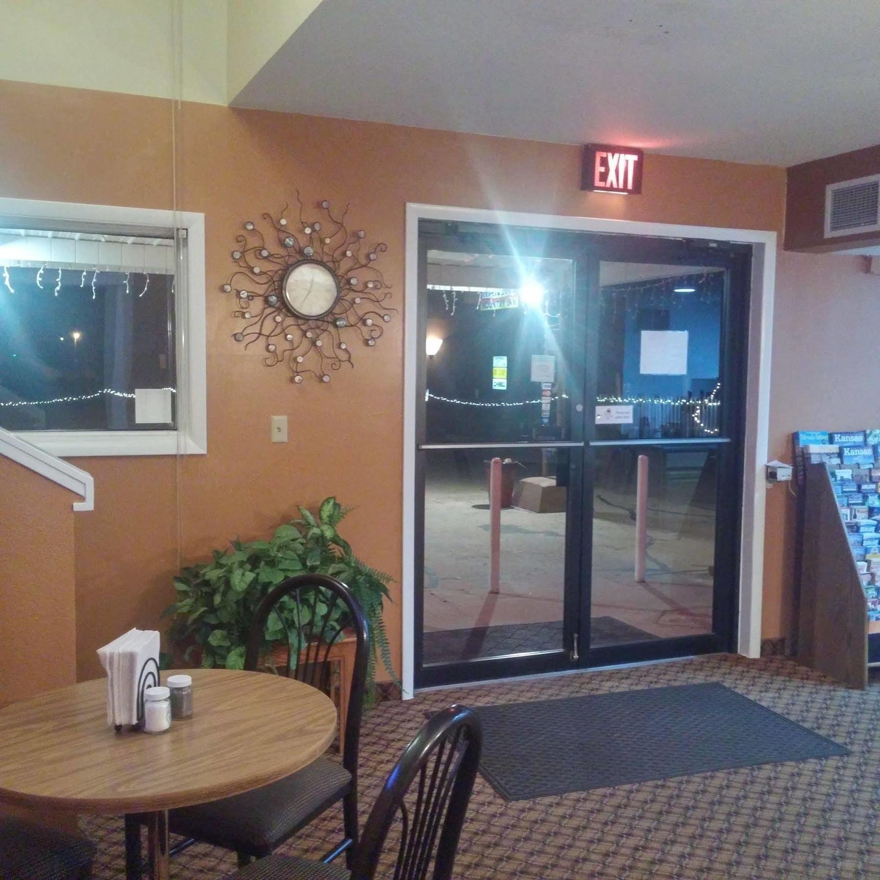 Kansas Country Inn Oakley Εξωτερικό φωτογραφία